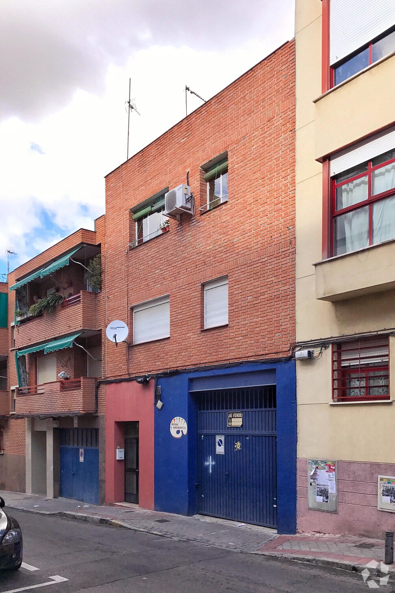 Calle de Sierra Molina, 31, Madrid, Madrid for sale Primary Photo- Image 1 of 3