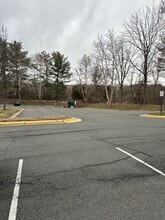 1142-1148 Walker Rd, Great Falls, VA for lease Interior Photo- Image 2 of 9