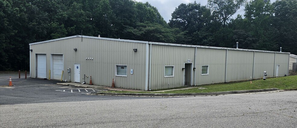 11601 Grove Park Ct, Richmond, VA for lease - Building Photo - Image 2 of 4