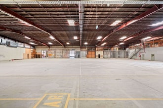104-168 Hawthorn Road, Forest Hill for lease Interior Photo- Image 2 of 2