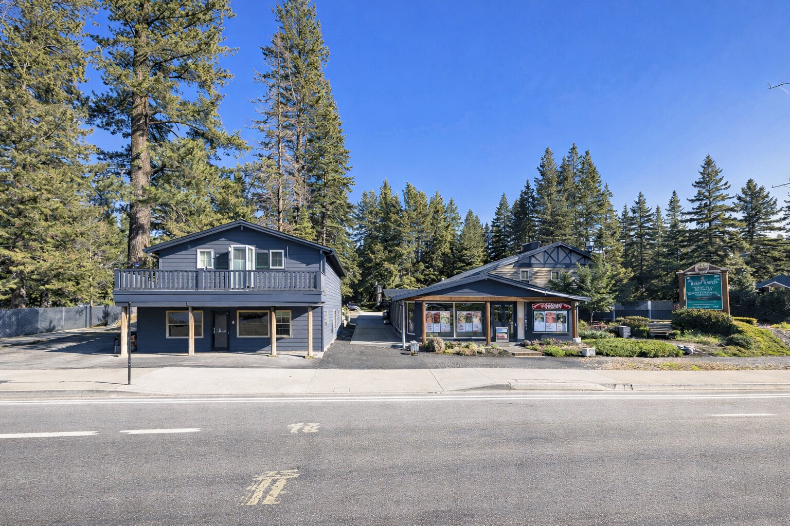 2218 Lake Tahoe Blvd, South Lake Tahoe, CA à vendre Photo principale- Image 1 de 5