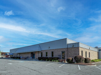 More details for 37 Catoctin Cir SE, Leesburg, VA - Office/Retail for Lease