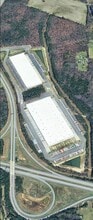 935 S Airport Dr, Richmond, VA à louer Photo du bâtiment- Image 2 de 2