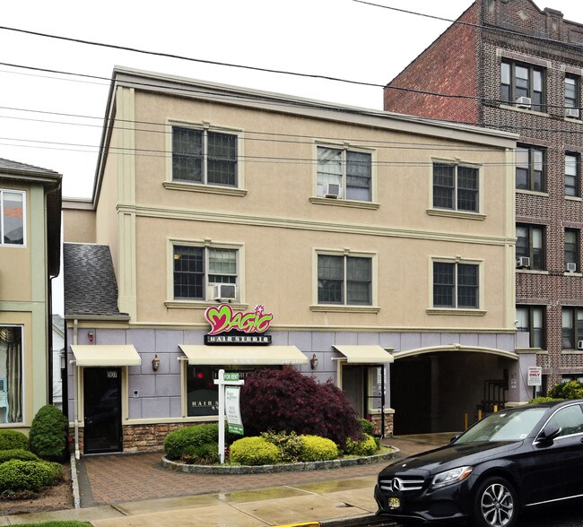 Plus de détails pour 507 Broad Ave, Palisades Park, NJ - Commerce de détail à vendre