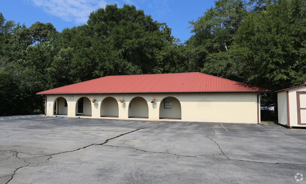 914 N Ferdon Blvd, Crestview, FL à louer - Photo du bâtiment - Image 3 de 15