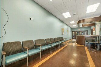 94-96 Daniel Webster Hwy, Belmont, NH for lease Interior Photo- Image 2 of 14