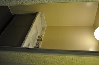 181 N Oak Knoll Ave, Pasadena, CA for lease Building Photo- Image 2 of 15