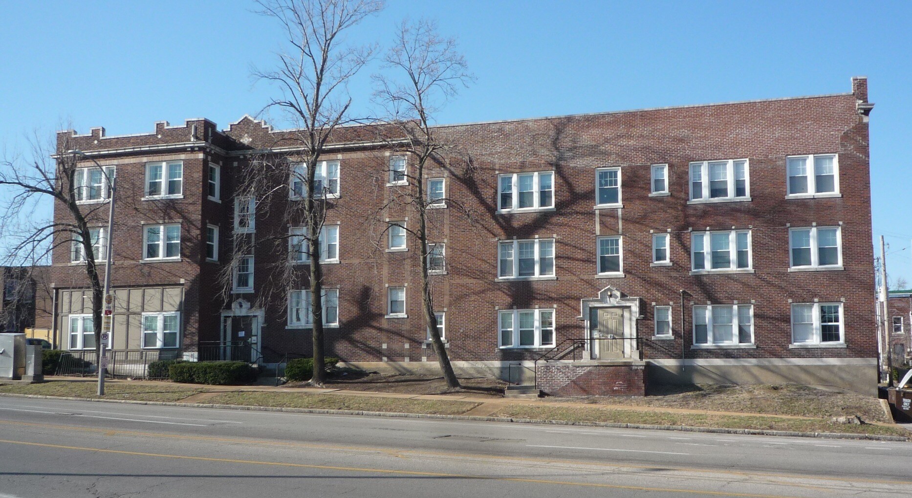 4400 W Florissant Ave, Saint Louis, MO à vendre Photo principale- Image 1 de 29