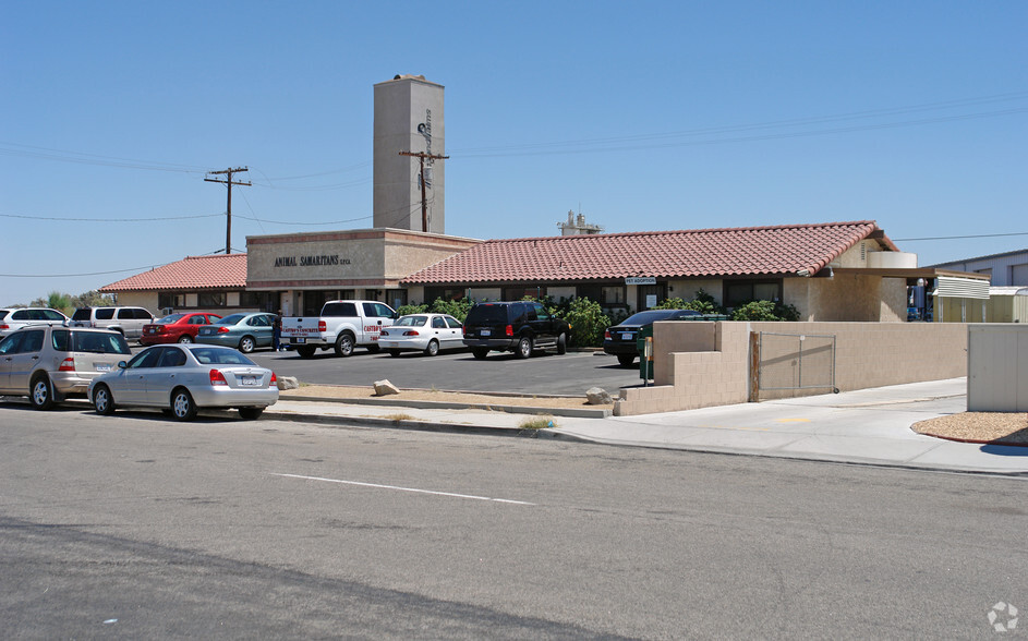 72307 Ramon Rd, Thousand Palms, CA for sale - Primary Photo - Image 1 of 2