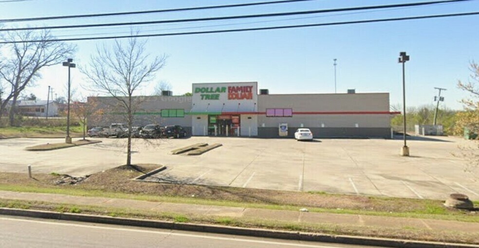 511 W Monroe Ave, Okolona, MS à louer - Photo du bâtiment - Image 3 de 9
