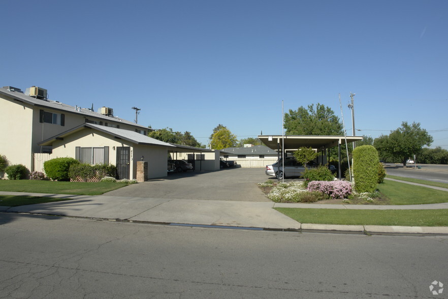 475 N Manila Ave, Fresno, CA for sale - Building Photo - Image 2 of 3