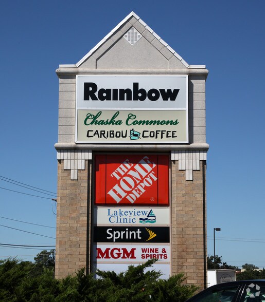 142-172 Pioneer Trl, Chaska, MN for sale - Building Photo - Image 3 of 6