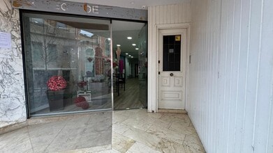 Retail in Terrassa, Barcelona for lease Interior Photo- Image 2 of 13