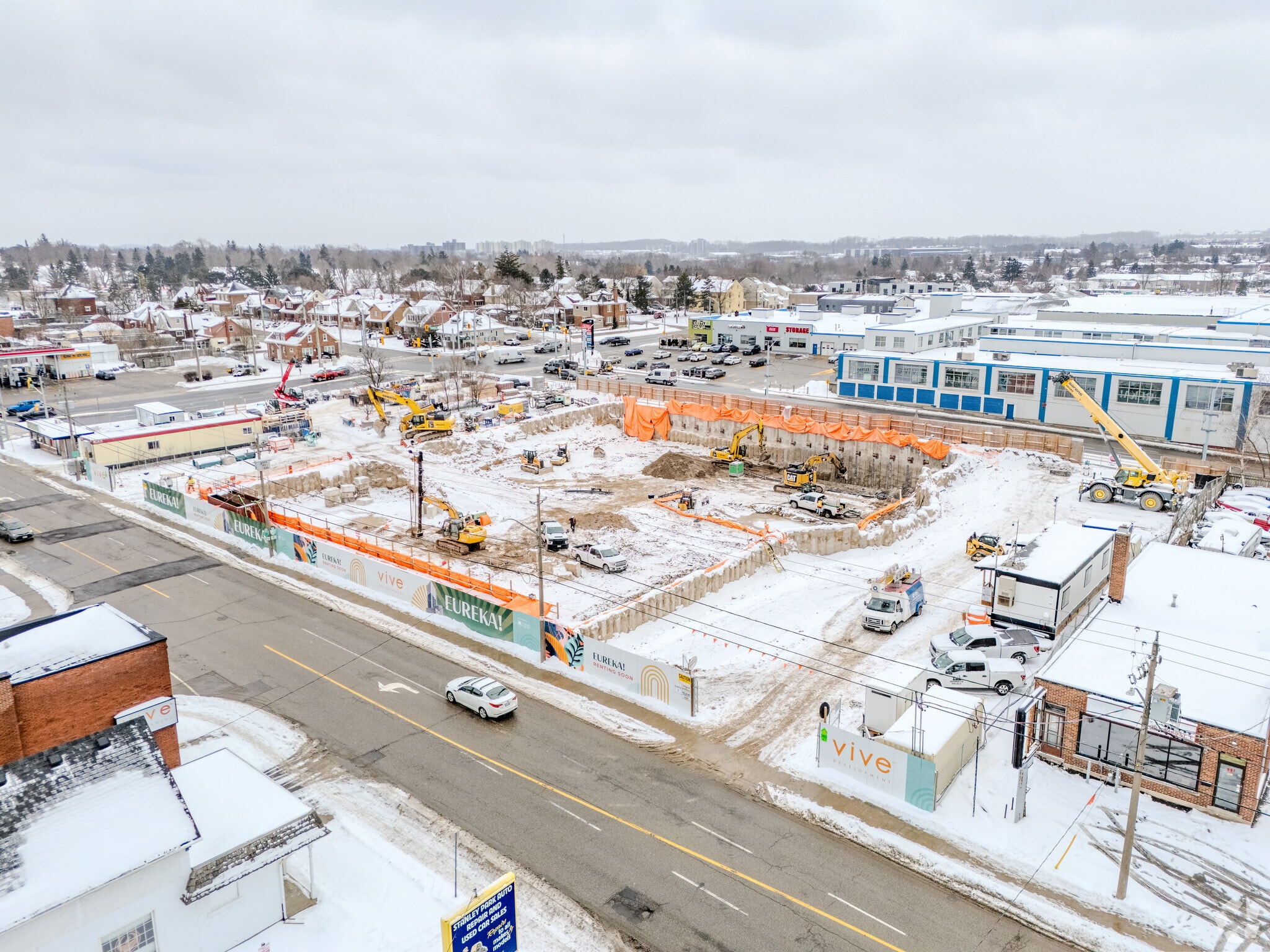 1001 King St E, Kitchener, ON for lease Primary Photo- Image 1 of 4