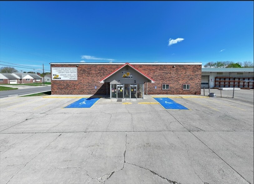 418 N Michigan Ave, Edgerton, OH for sale - Building Photo - Image 2 of 9