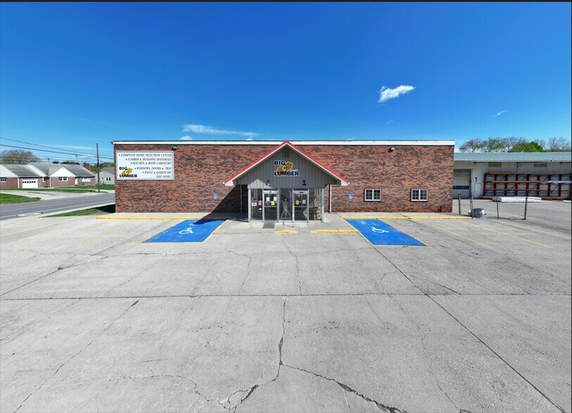 418 N Michigan Ave, Edgerton, OH à vendre - Photo du bâtiment - Image 2 de 9
