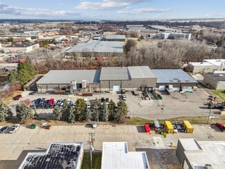 Plus de détails pour 44500 Reynolds Dr, Clinton Township, MI - Industriel à vendre