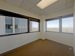 530 Beacon Pky W, Birmingham, AL for lease Interior Photo- Image 1 of 9