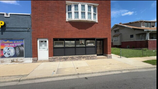Plus de détails pour 7336 Archer Ave, Summit Argo, IL - Bureau/Commerce de détail à louer