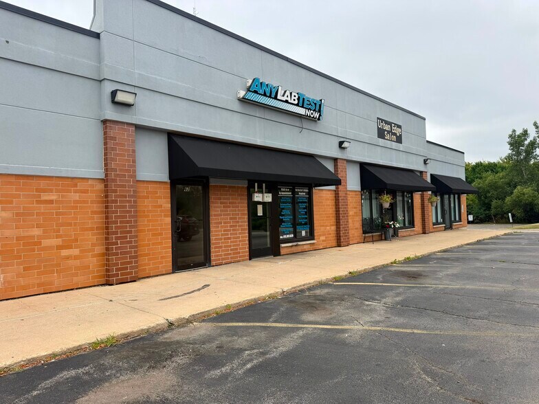 6252-6256 E Riverside Blvd, Loves Park, Loves Park, IL à louer - Photo du bâtiment - Image 3 de 4