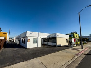 1984 Placentia Ave, Costa Mesa, CA à louer Photo intérieure- Image 1 de 7