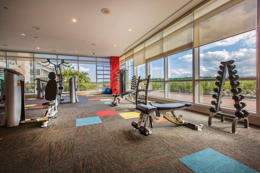 18001 Old Cutler Rd, Palmetto Bay, FL à louer - Photo intérieure - Image 2 de 26