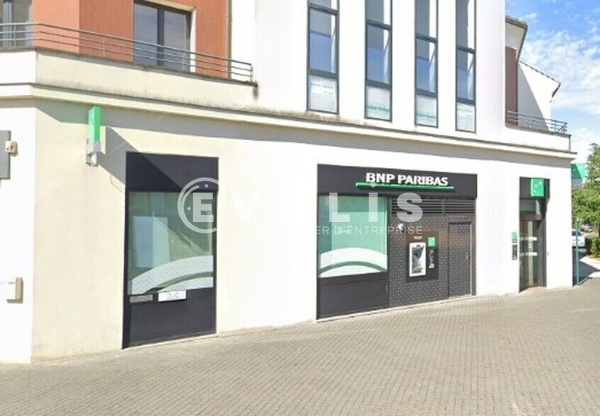 Retail in Chanteloup-en-Brie for sale - Building Photo - Image 2 of 5