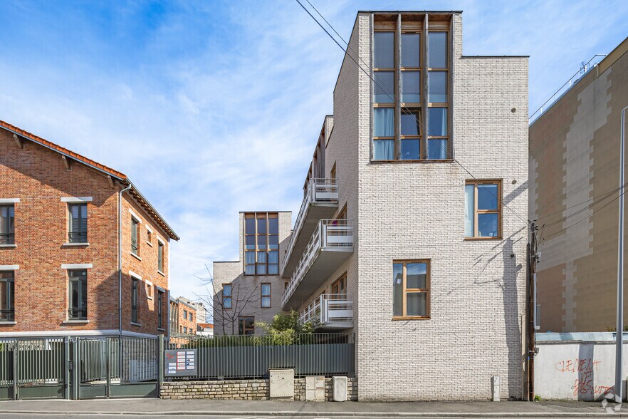 24-26 Avenue Vladimir Ilitch Lenine, Arcueil à louer - Photo du bâtiment - Image 2 de 21