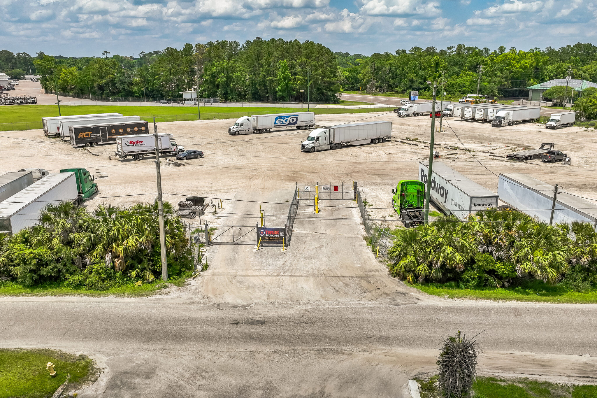 3401 Clifford Ln, Jacksonville, FL à louer Aérien- Image 1 de 5