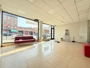 1351 Saint Johns Pl, Brooklyn, NY à louer Photo intérieure- Image 2 de 4