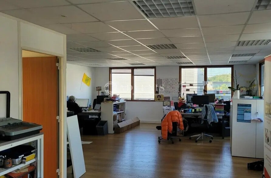 Local d'activités dans La Chapelle-sur-Erdre à vendre - Photo intérieure - Image 3 de 6