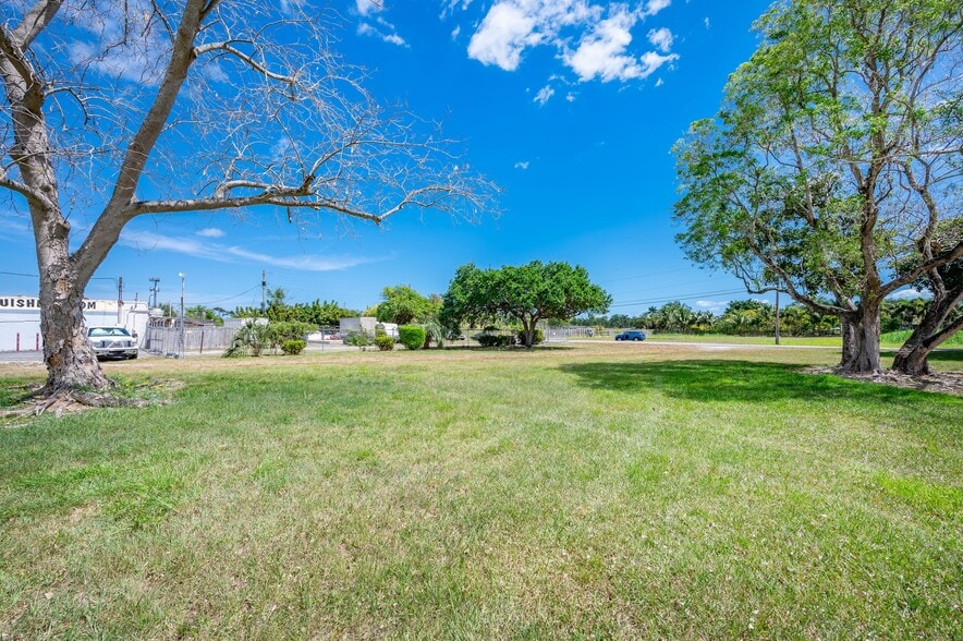 22650 SW 123rd Rd., Miami, FL for sale - Building Photo - Image 3 of 14