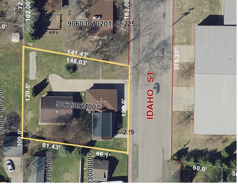 229 Idaho St, Oshkosh, WI à vendre - Photo du bâtiment - Image 2 de 33