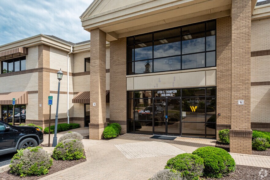 4700-A S Thompson St, Springdale, AR for sale - Building Photo - Image 3 of 8