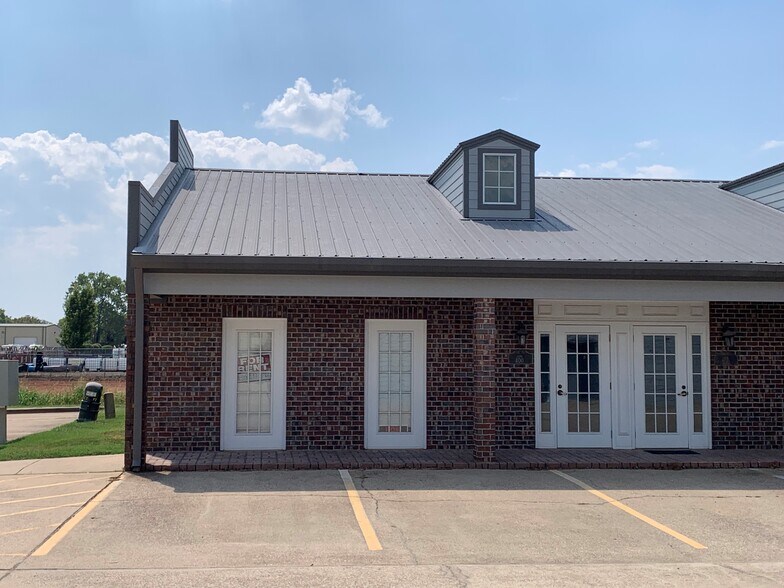 4438 Viking Dr, Bossier City, LA à vendre - Photo principale - Image 1 de 10