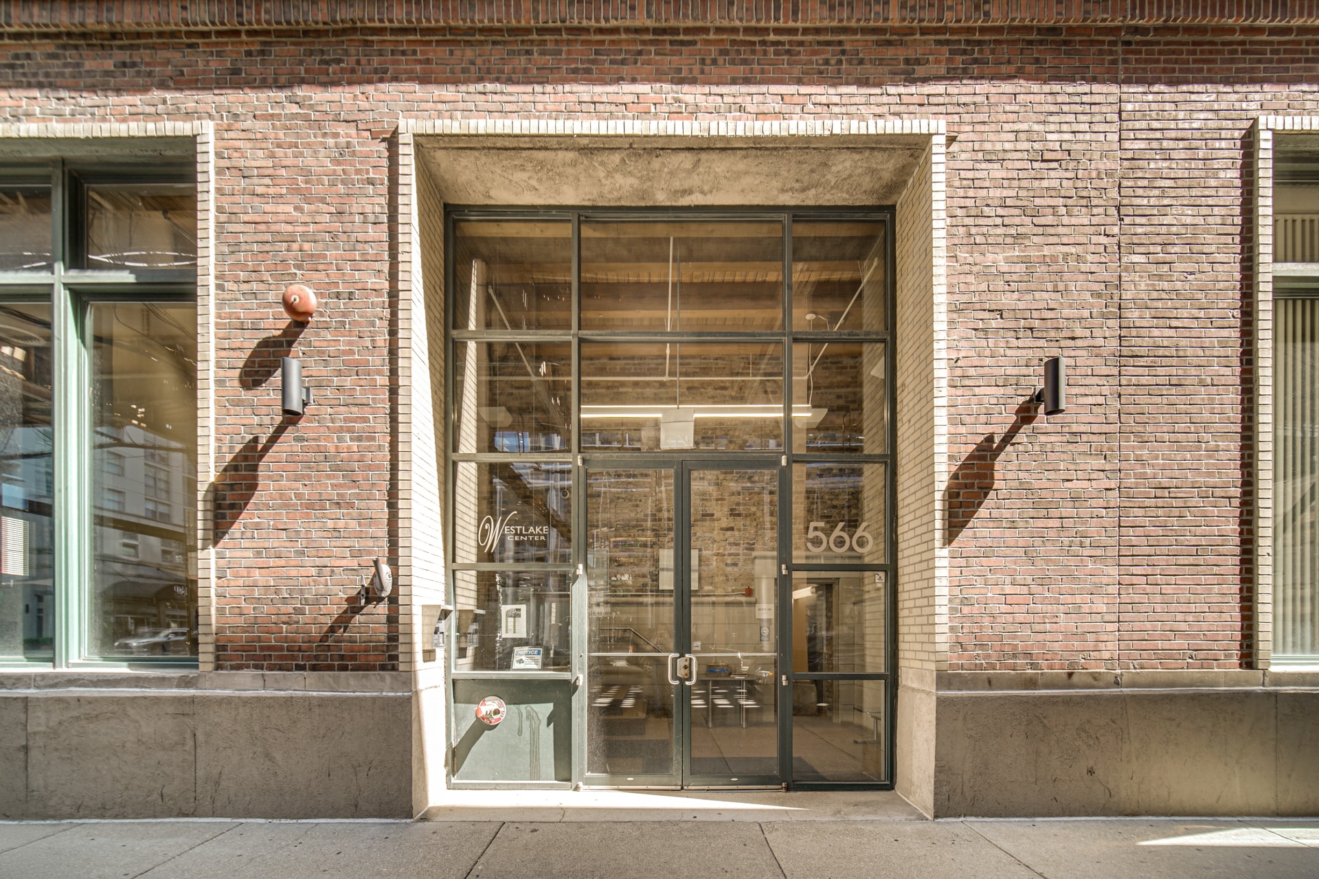 560-566 W Lake St, Chicago, IL à louer Photo intérieure- Image 1 de 19