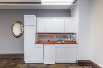 275 4th St E, Saint Paul, MN à louer Photo intérieure- Image 2 de 5