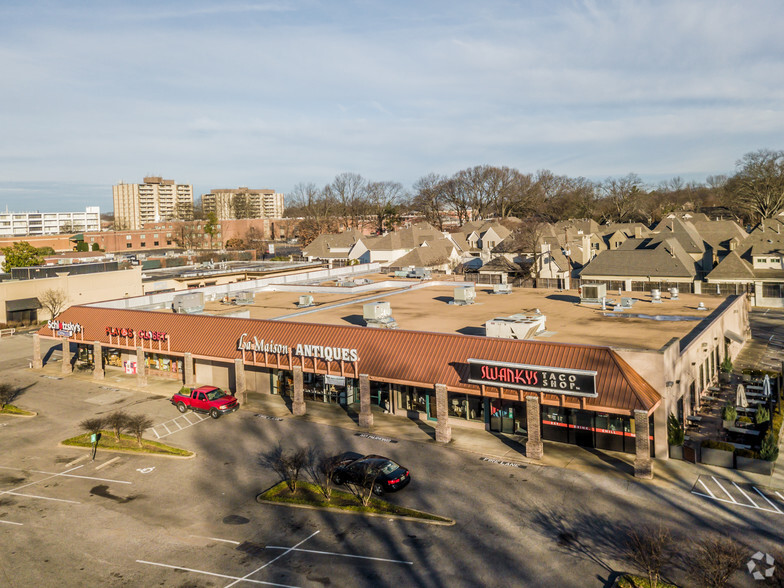 4750-4770 Poplar Ave, Memphis, TN à vendre - Photo principale - Image 1 de 1