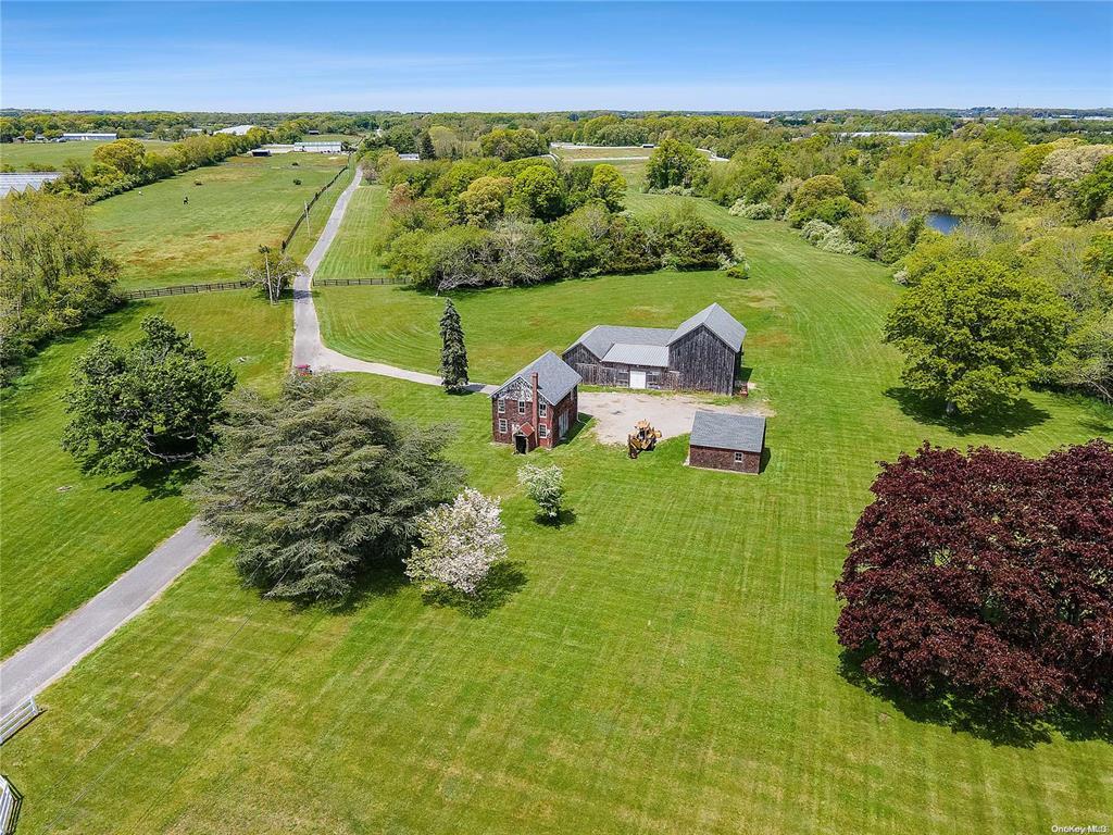 1408 Route 25, Jamesport, NY à vendre Aérien- Image 1 de 7