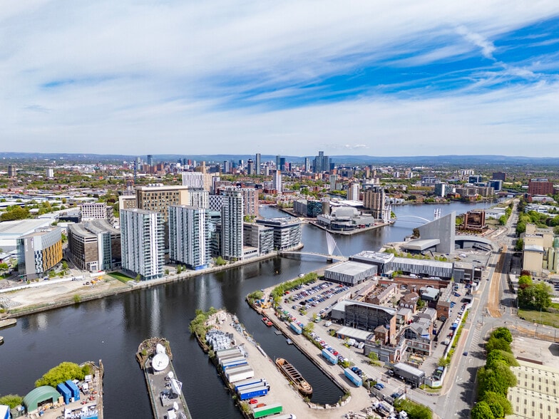 1 Lowry Plz, Salford for lease - Building Photo - Image 3 of 5