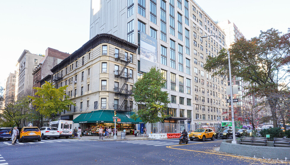 2505 Broadway, New York, NY for sale - Building Photo - Image 1 of 1