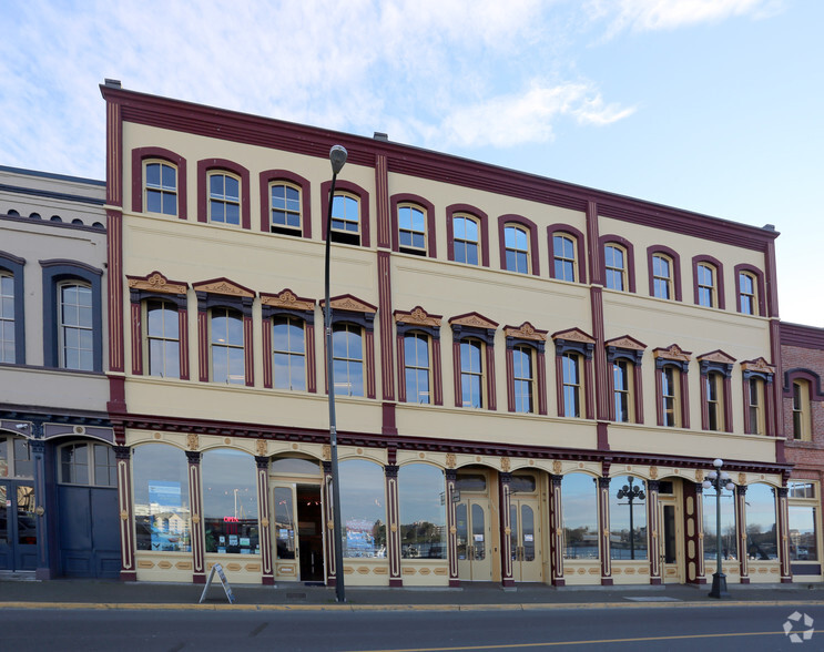 1107-1119 Wharf St, Victoria, BC for lease - Building Photo - Image 2 of 4