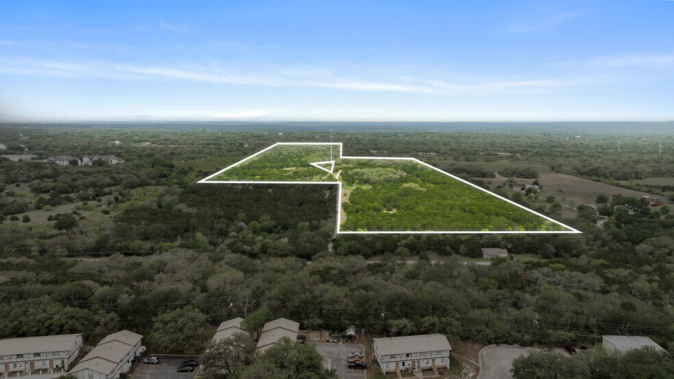 175 Eastwood Ln, San Marcos, TX à vendre - Photo du bâtiment - Image 3 de 34