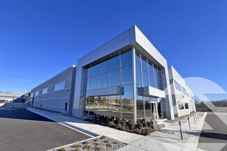 Plus de détails pour 1465 Pacific Dr, Auburn Hills, MI - Industriel à louer