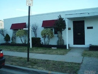 More details for 19 Suffolk St, Freeport, NY - Office for Sale