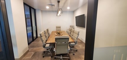 130 Cinema Dr, Hendersonville, TN for lease Interior Photo- Image 2 of 3