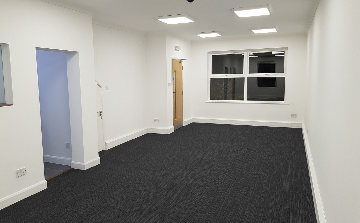 Station Rd, Great Shelford, CAM CB22 5NE - Unité 8 - - Photo intérieure - Image 2 of 4