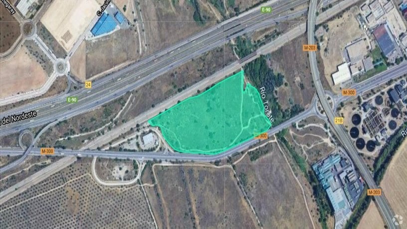 Land in Alcalá de Henares, Madrid for sale Primary Photo- Image 1 of 3