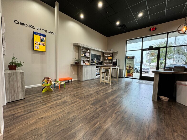 4802 Lakeview Pky, Rowlett, TX à louer - Photo intérieure - Image 3 de 11