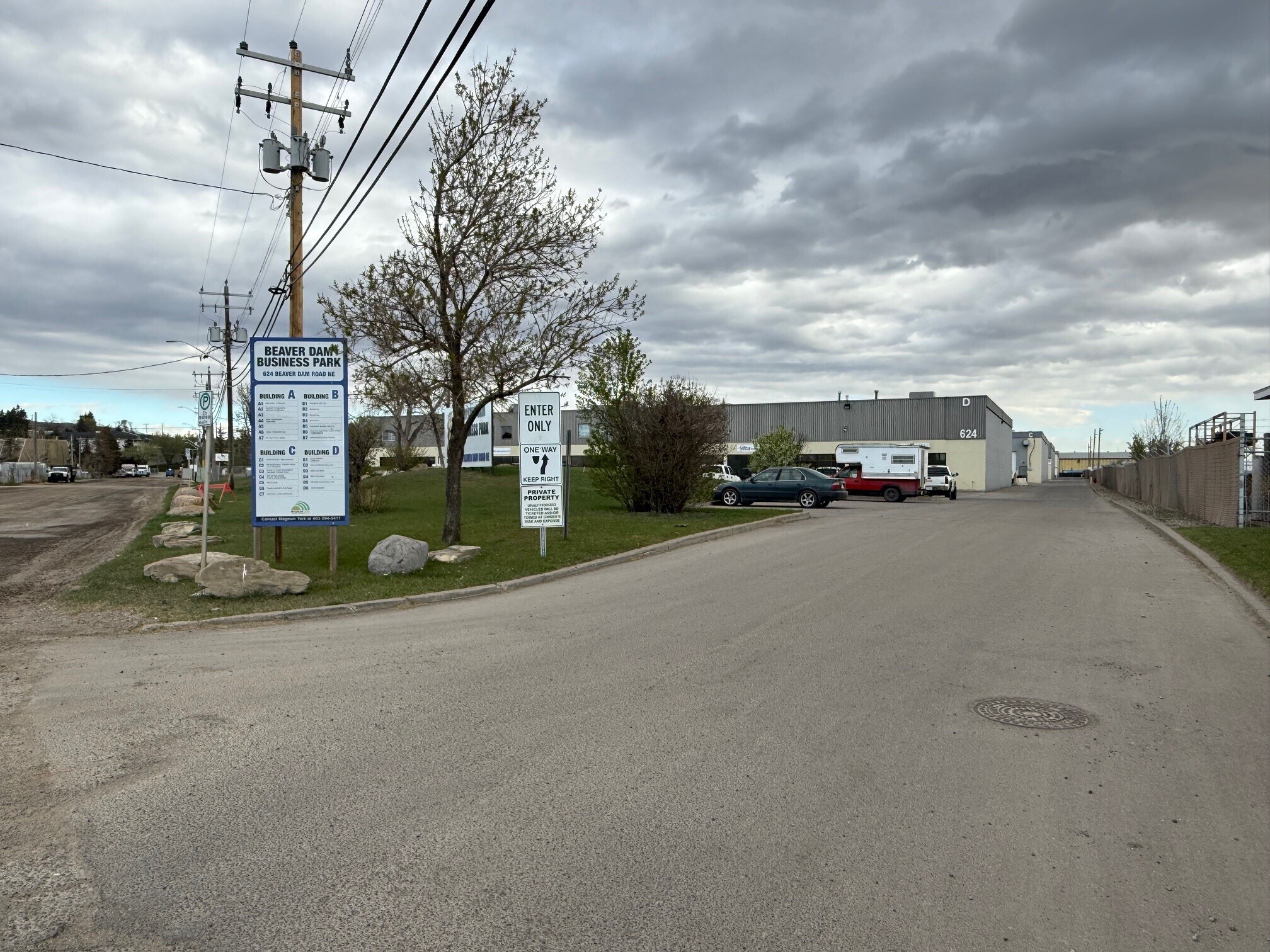 624 Beaver Dam Rd NE, Calgary, AB for sale Building Photo- Image 1 of 1